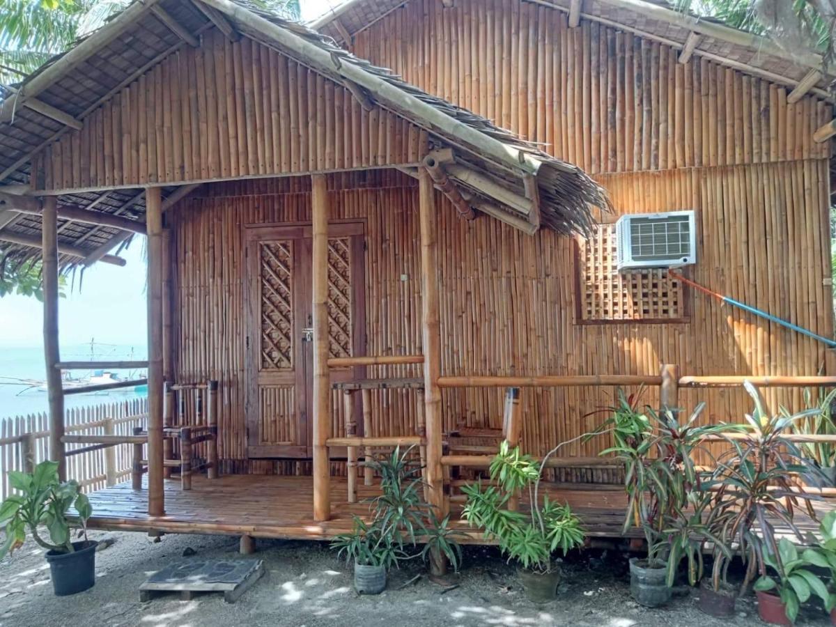 Treasure Beach Resort Carles 外观 照片