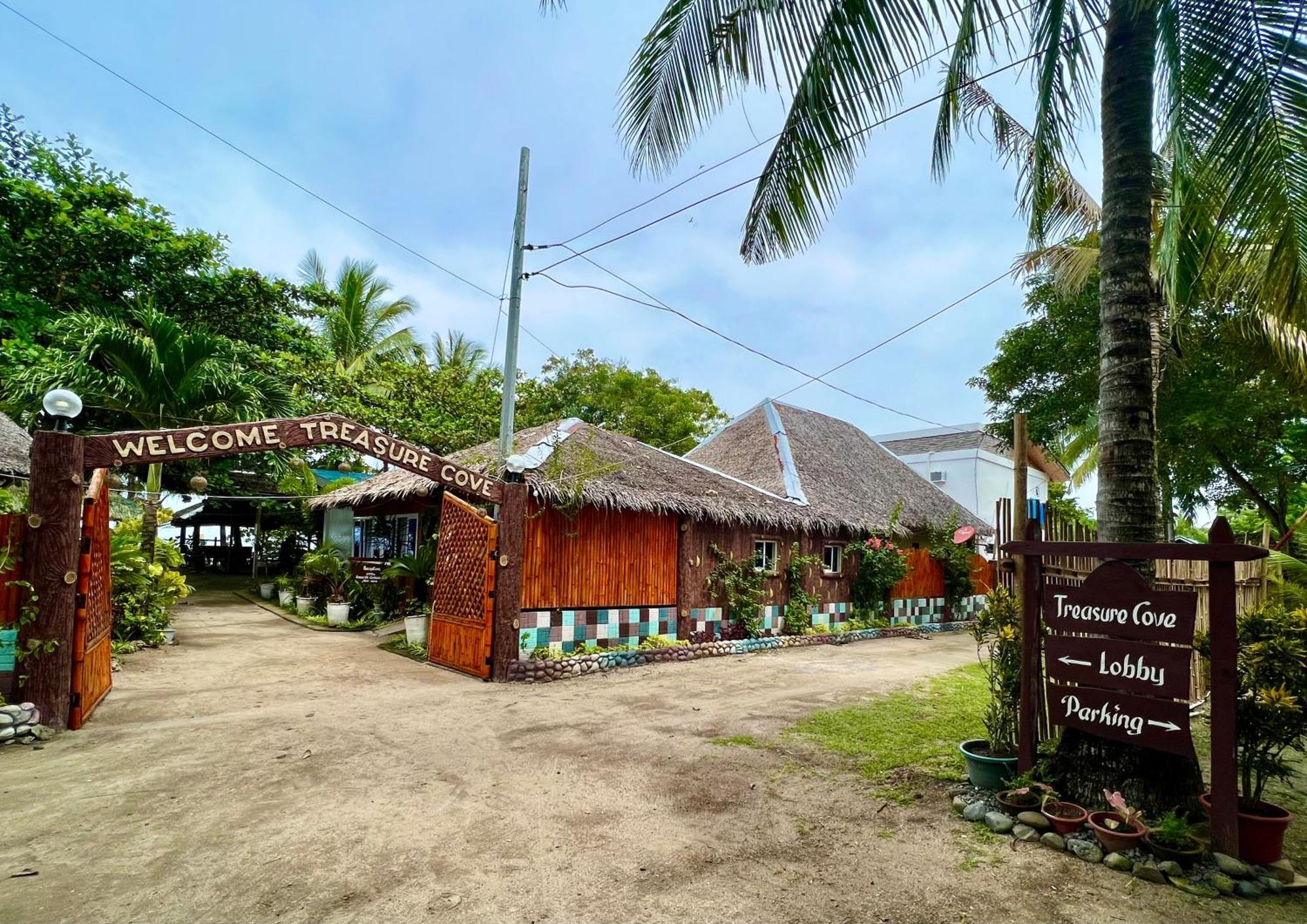 Treasure Beach Resort Carles 外观 照片