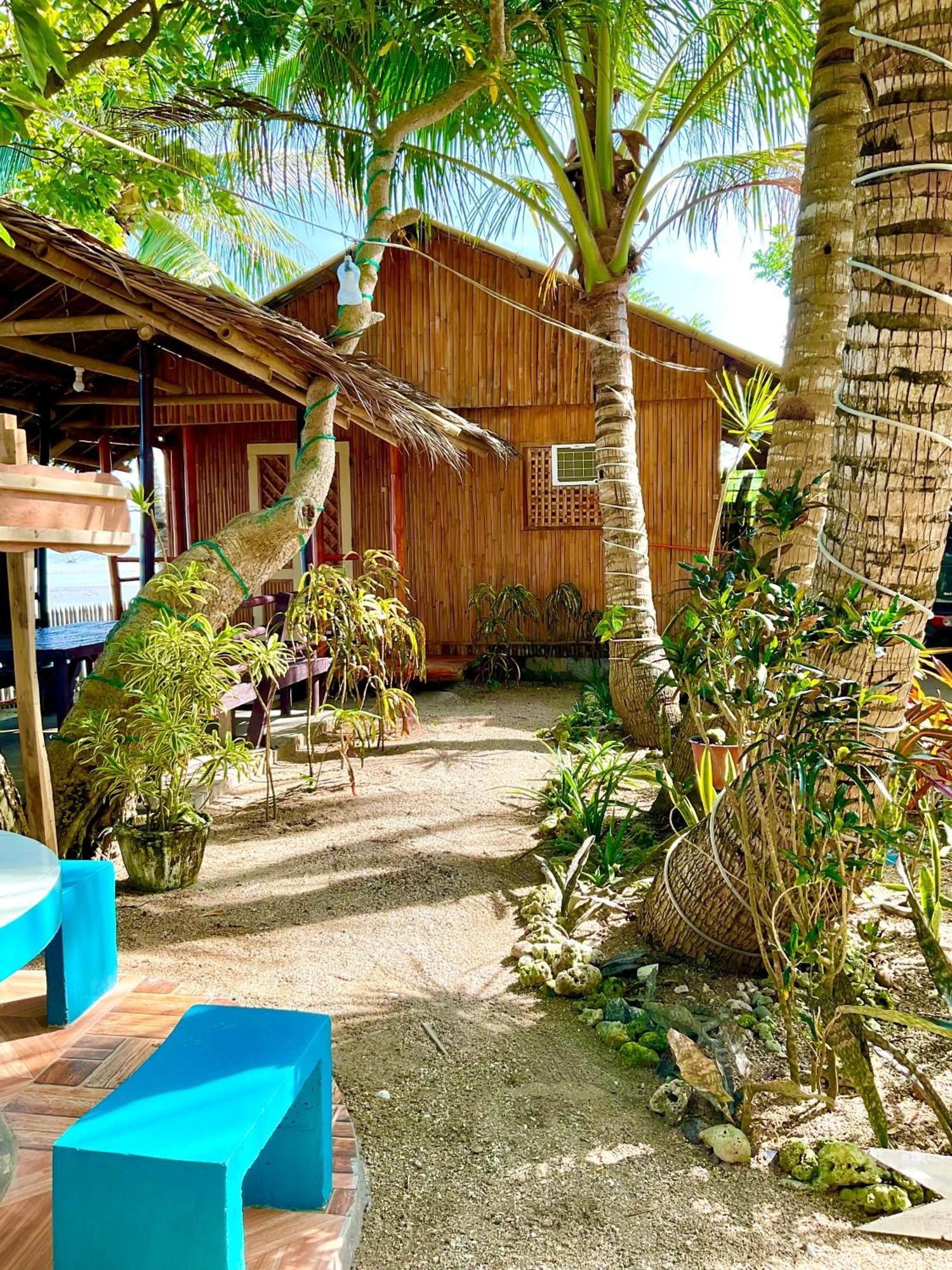 Treasure Beach Resort Carles 外观 照片