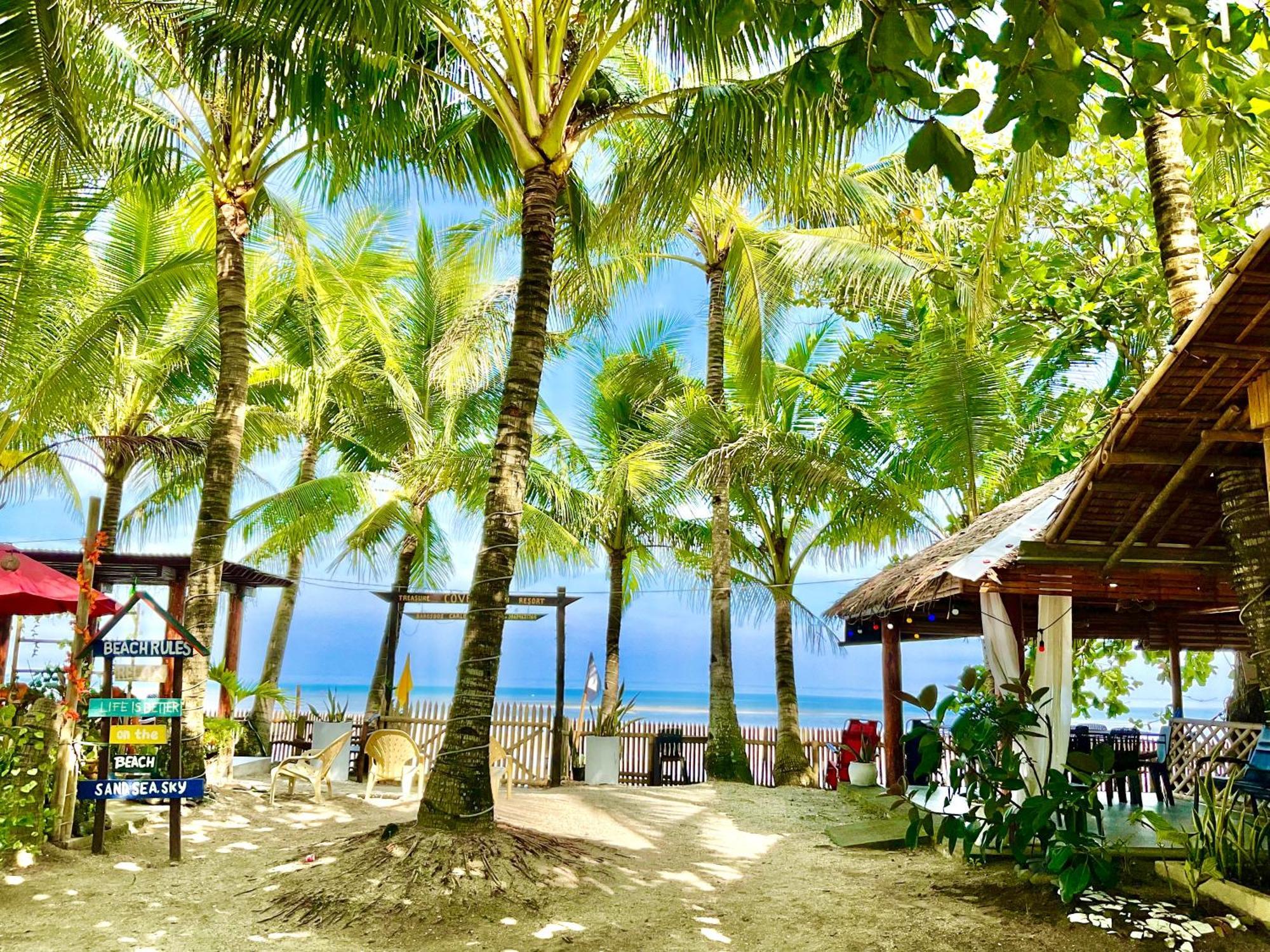 Treasure Beach Resort Carles 外观 照片
